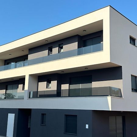 Apartments Harmony Hills Pula Exterior foto