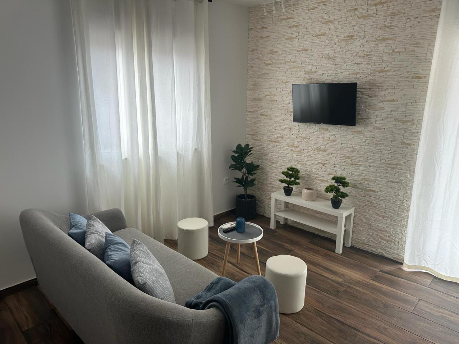Apartments Harmony Hills Pula Exterior foto